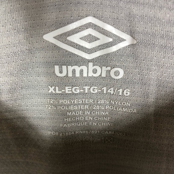 Umbro Long Sleeve‎ Shirt - Picture 3 of 7